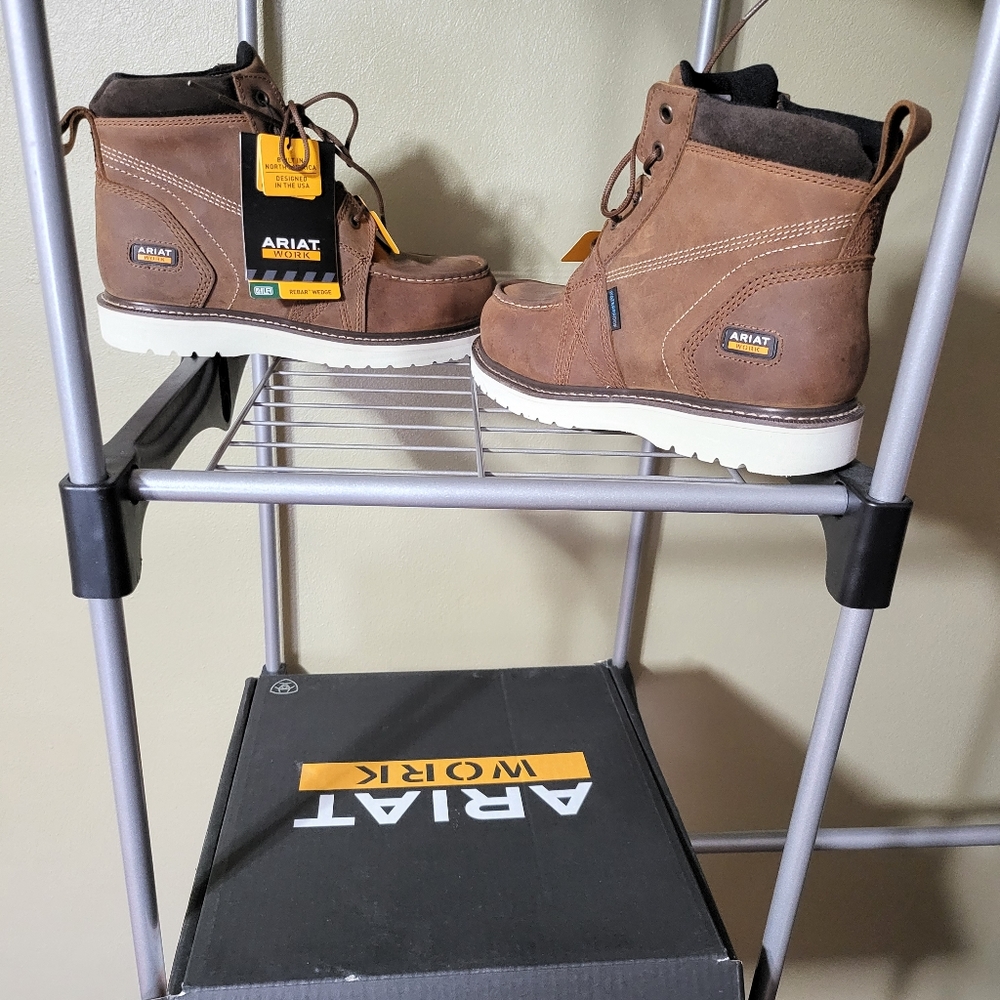 Ariat Size 10 Rebar Moc Toe Work Boot New in Box